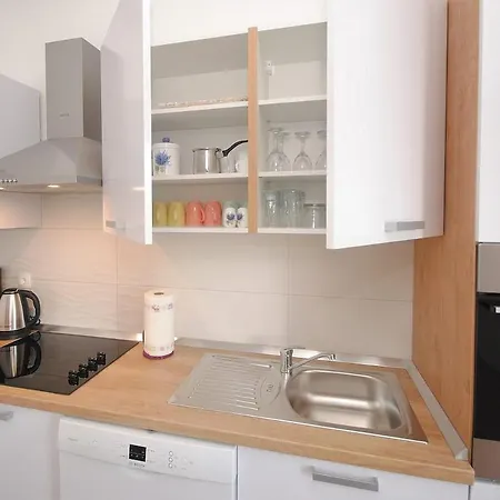 Croatia Apartman No, 6 * Duce